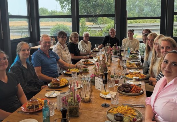 Mannschaftsessen mit der Jugendmannschaft bei Westermanns